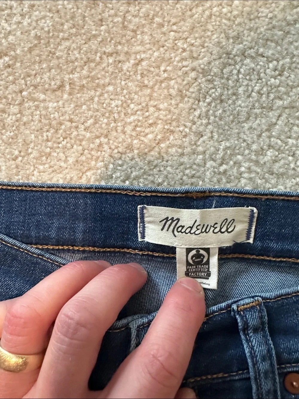 Madewell Women's Straight Leg Jeans in Dark Blue Wash